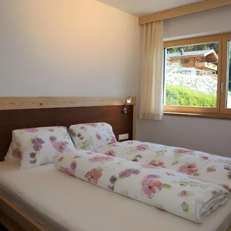 Flat Sonnenweg, * Bramberg am Wildkogel
